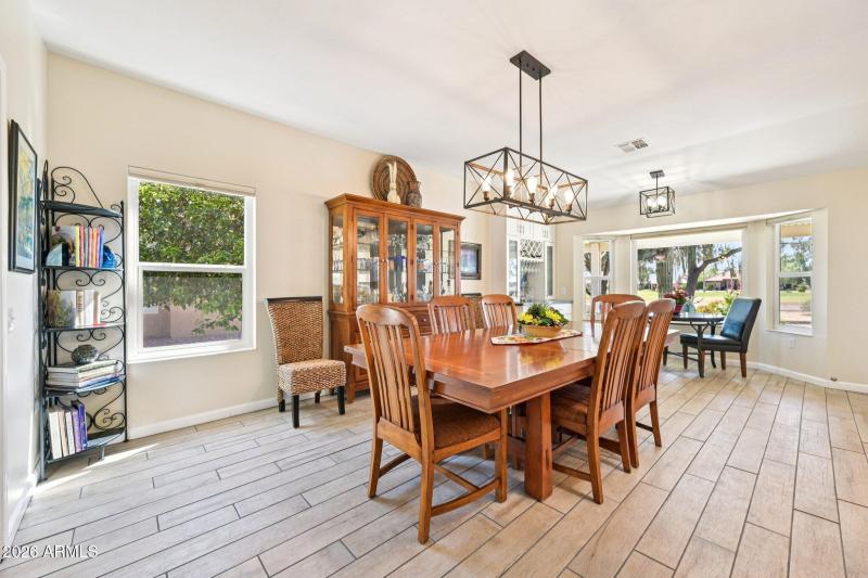 15-web-or-mls-W Ravenswood Dr-S1003-015