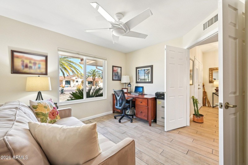 22-web-or-mls-W Ravenswood Dr-S1003-022