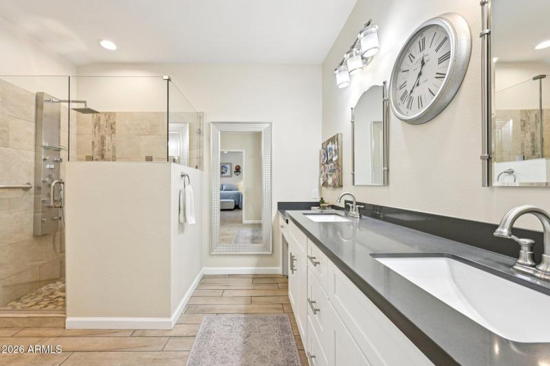 31-web-or-mls-W Ravenswood Dr-S1003-031