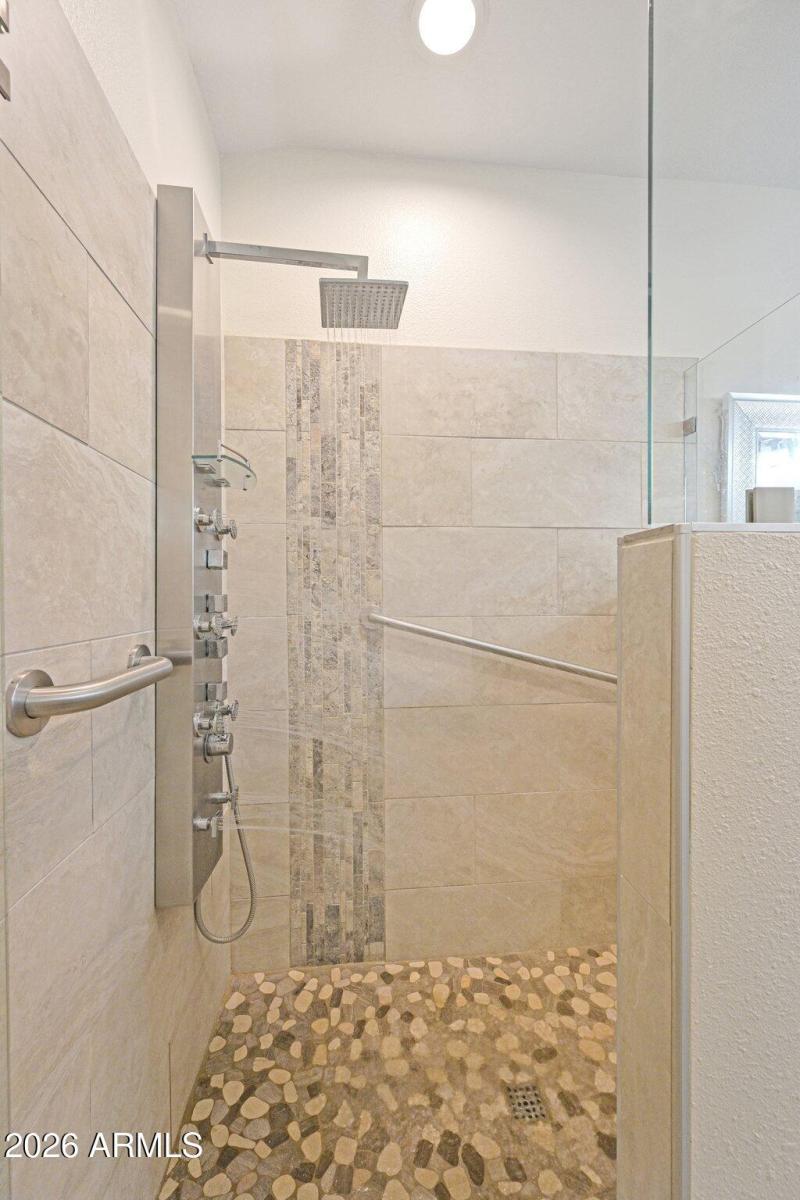 33-web-or-mls-W Ravenswood Dr-S1003-033