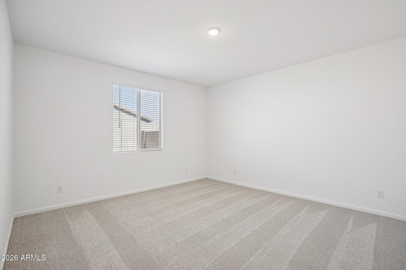 30-web-or-mls-W Camden Ave-S0703-030