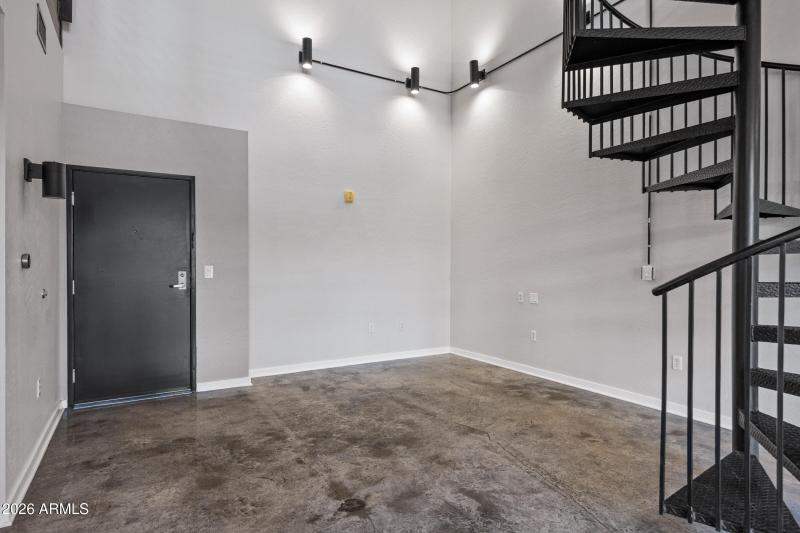 914 E Osborn Rd Unit 208-3