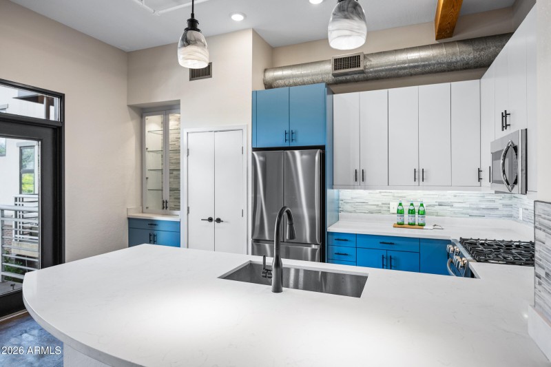 914 E Osborn Rd Unit 208-10