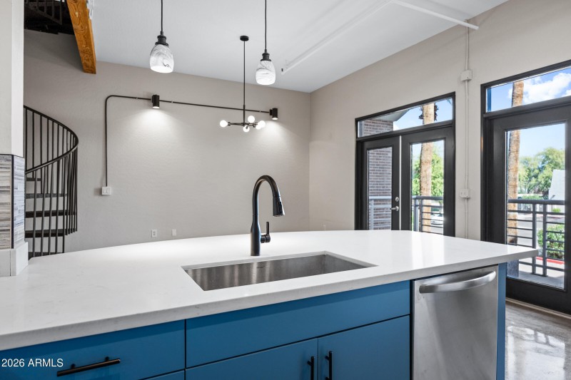 914 E Osborn Rd Unit 208-12