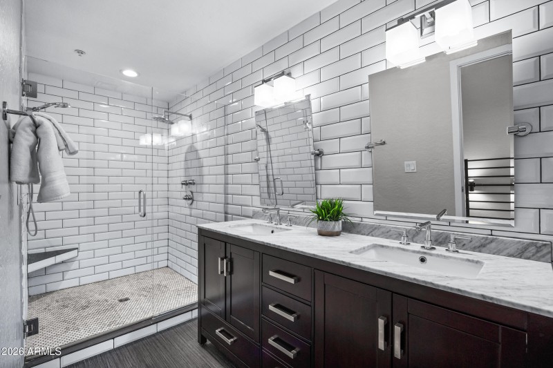 914 E Osborn Rd Unit 208-24