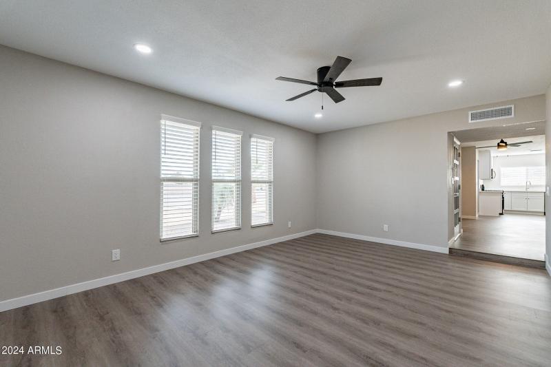 12-web-or-mls-Peoria-12