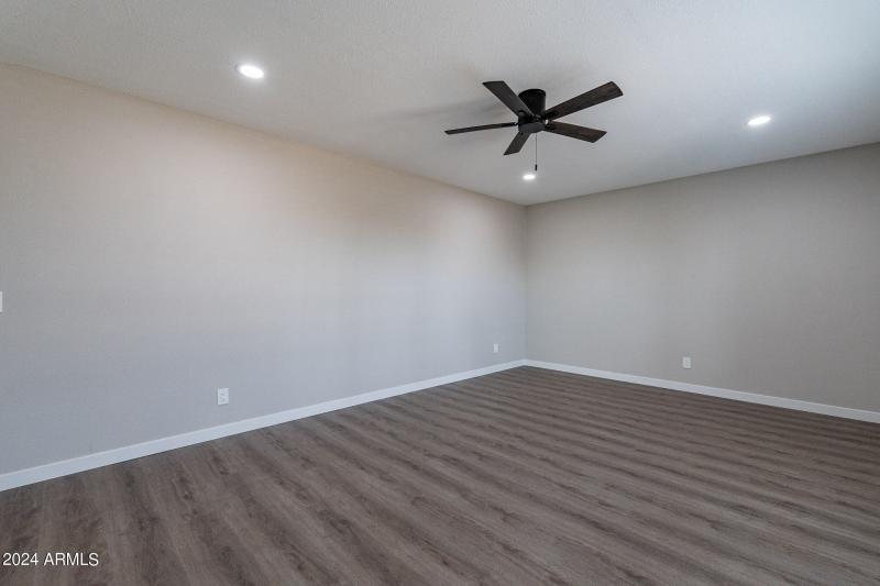 9-web-or-mls-Peoria-9