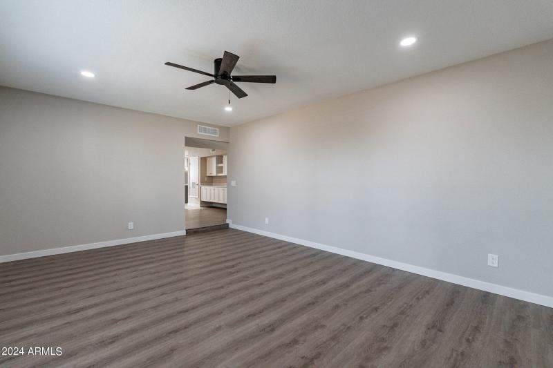 10-web-or-mls-Peoria-10