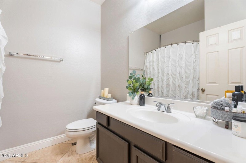 Downstairs Full Bath