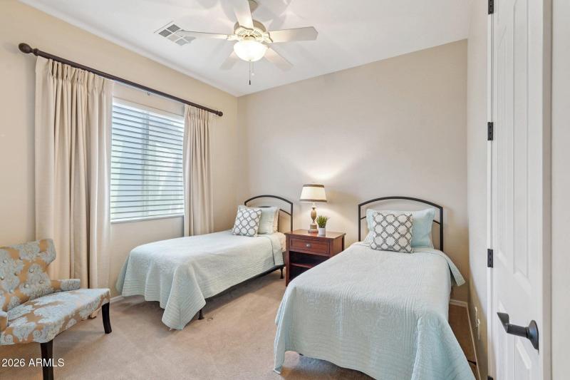 37-web-or-mls-N 127th Ln-S0703-037