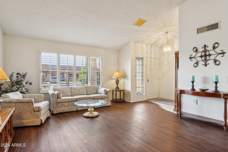 9-web-or-mls-W Terra Vista Dr-S1003-009