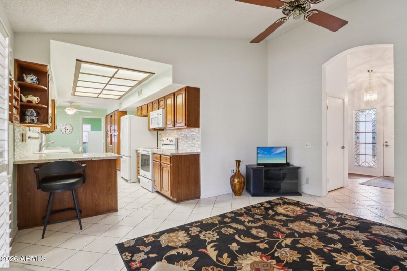 12-web-or-mls-W Terra Vista Dr-S1003-012