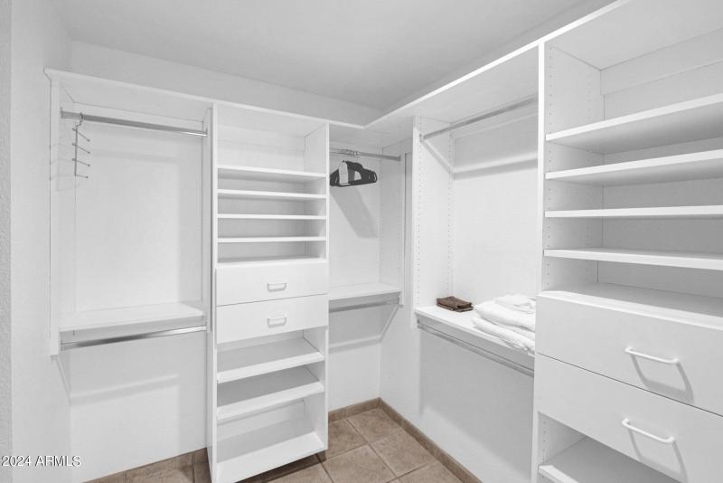 10460 E Fanfol Lane, Master 1