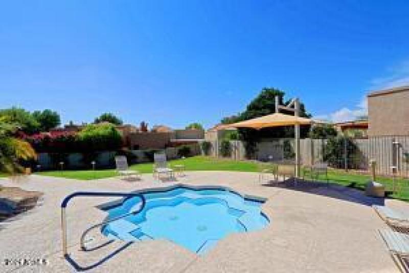 10460 E Fanfol Lane, Spa 2