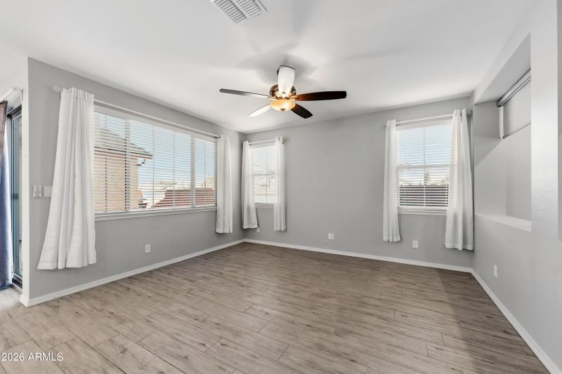 004__3909 E Perkinsville St