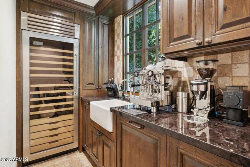 20250910190853083690000000-o