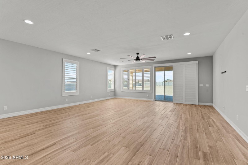 16-web-or-mls-DSC06563