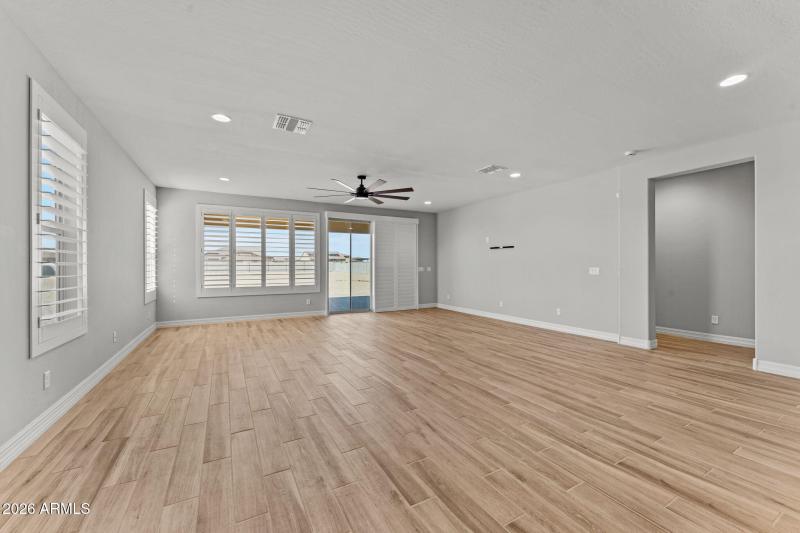 18-web-or-mls-DSC06573