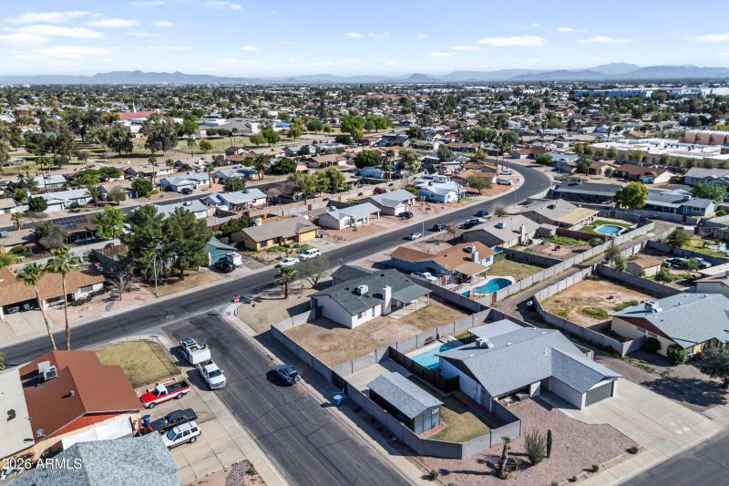 43_525 w el prado rd-41