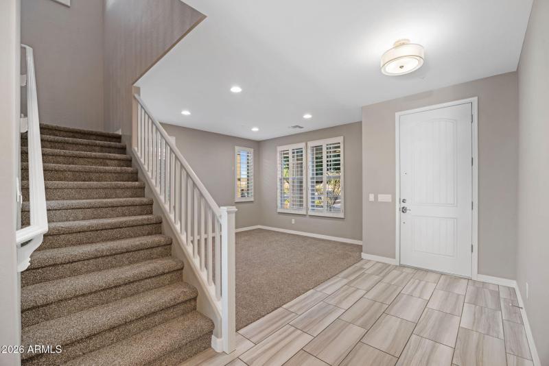 19-web-or-mls-32388-n-129th-dr