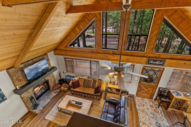 2025-10-12 16.17.01-1