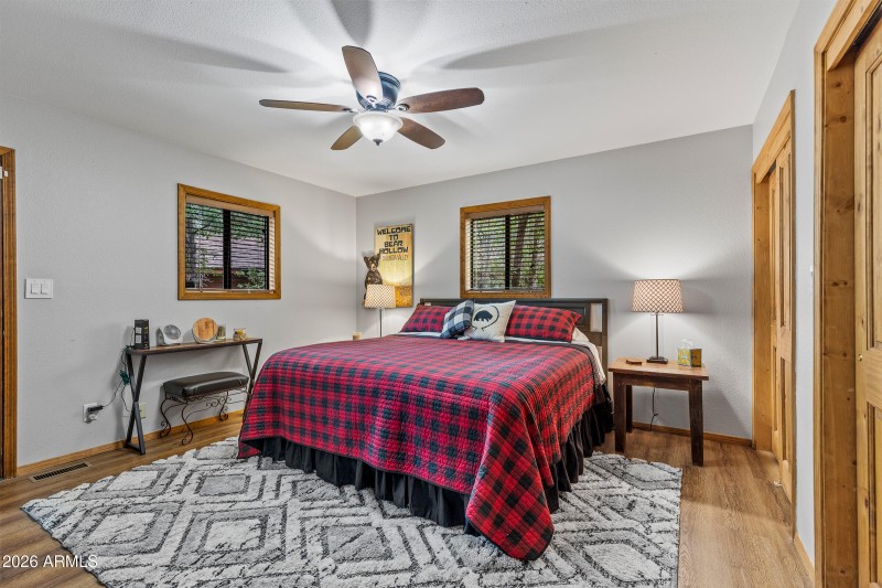 2025-10-12 16.17.07-1