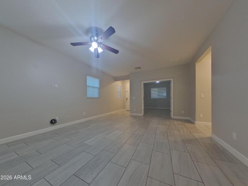 2_pc_Ehh65JAeHo_VXpQHKt9Md_layout_0