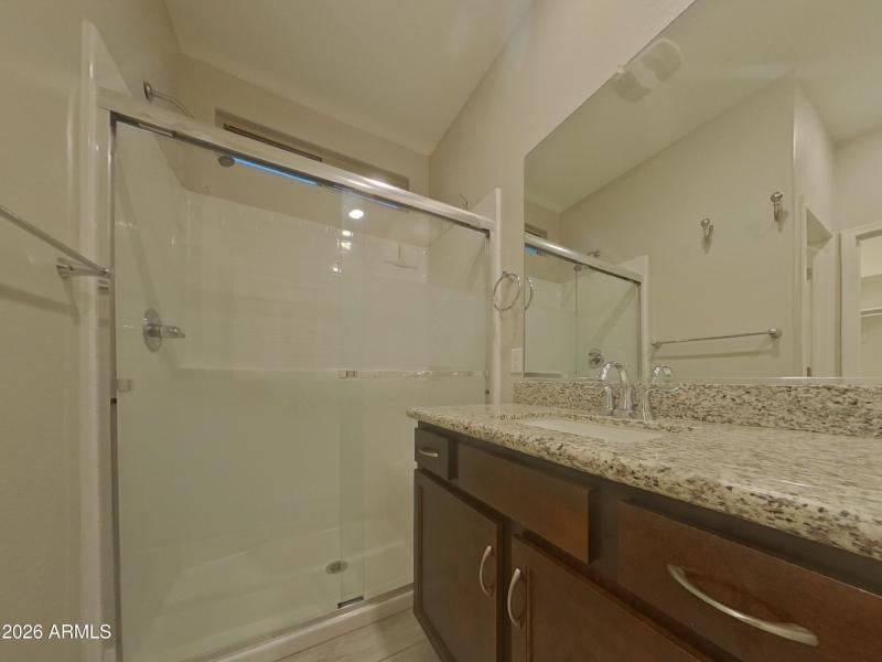 8_pc_tzGrQ2Fo0I_pP7kCBOYub_layout_0