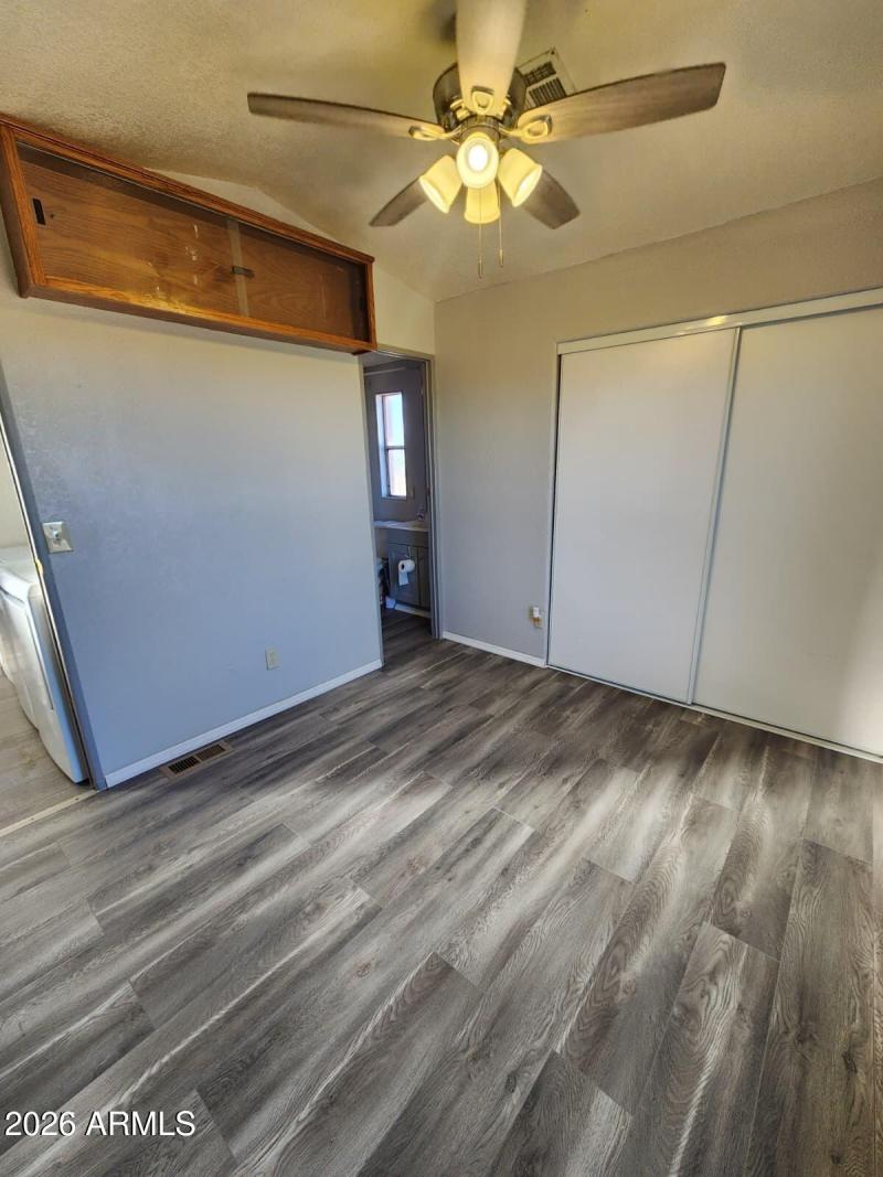 20251104185623012317000000-o