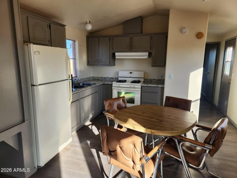 20251104185625337156000000-o