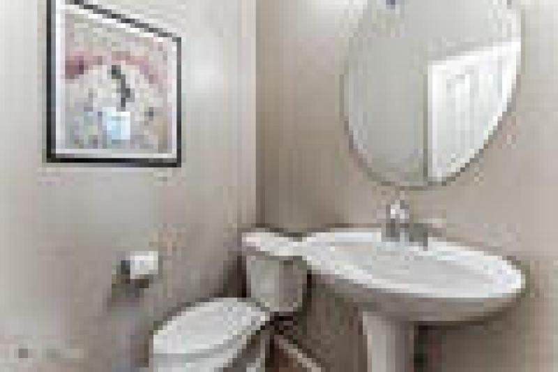 09 1:2 bath downstairs