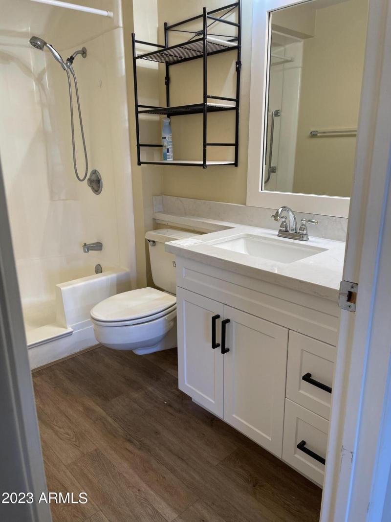 0F2C6FC2-8C7F-4A1E-B185-CA529F00087F