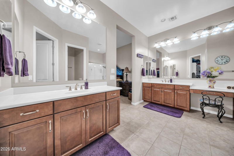 9364 W Cashman Dr-19