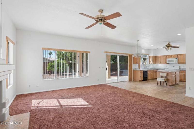 14-web-or-mls-4421-e-rocky-slope-dr