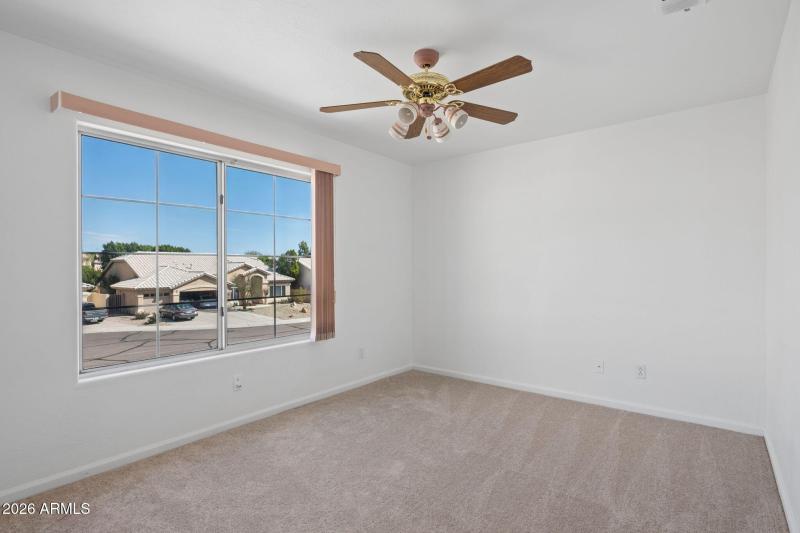 31-web-or-mls-4421-e-rocky-slope-dr