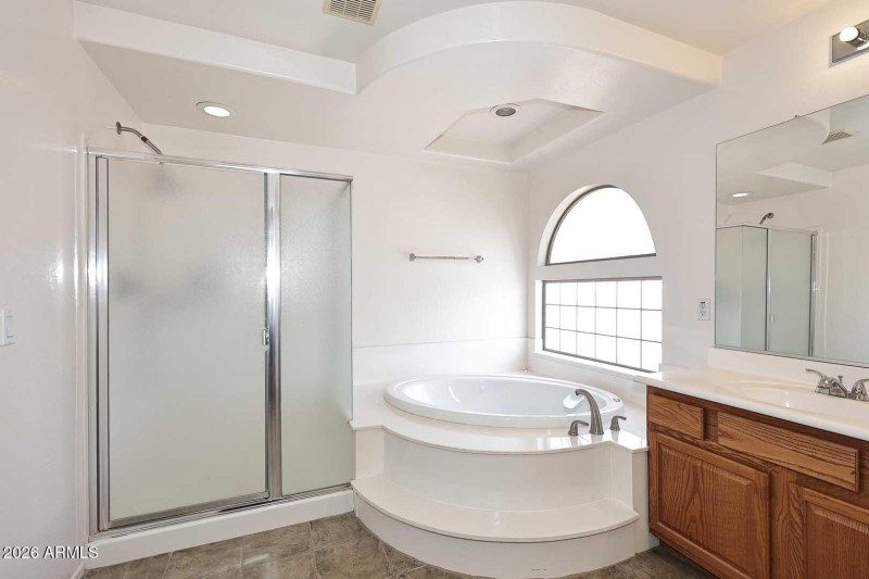 Primary Bath-Garden Tub