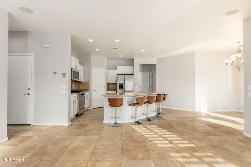 7371 W Kings Ave - 09