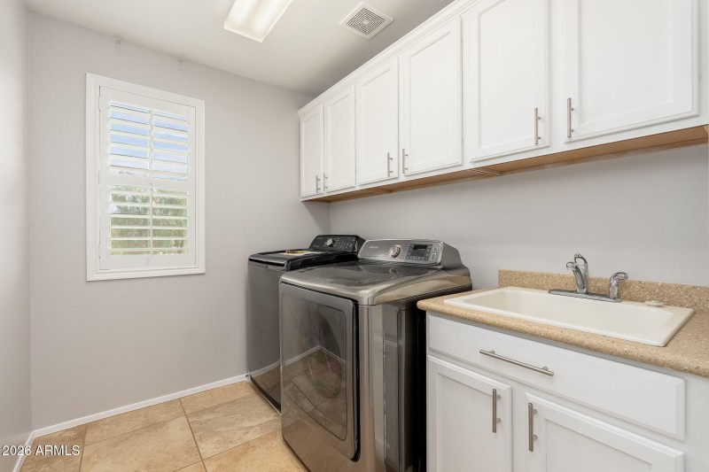 7371 W Kings Ave - 35