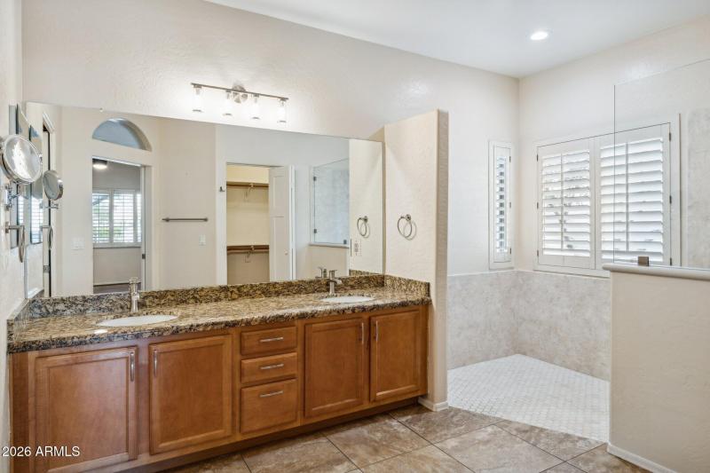 21 - Primary Bath - Dual Sinks