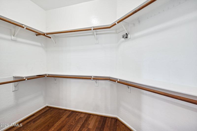 23 - Primary Suite - Walk-In Closet