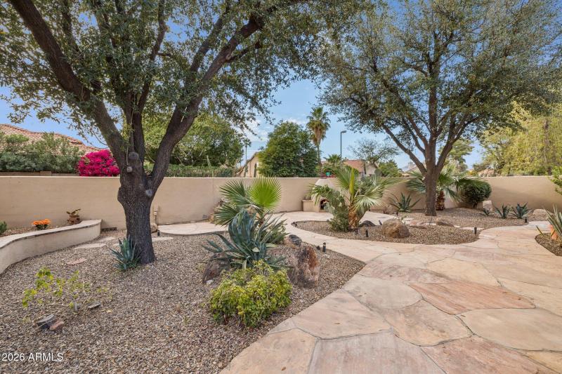 35 - Backyard - Mature Trees