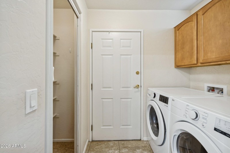 39 - Laundry and Pantry