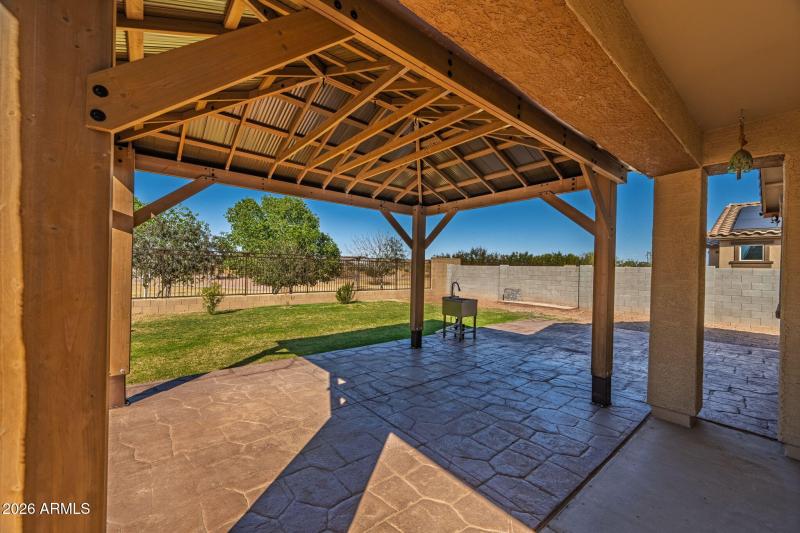 40142 W Crane Drive-12