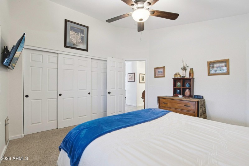 15-web-or-mls-W Kings Dr-S1003-015