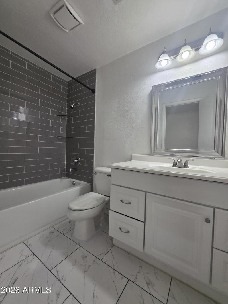 HALL BATHROOM-Shower