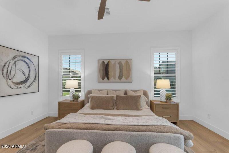 033_55-web-or-mls-163_a4m_ap_574