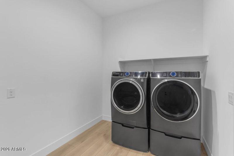 045_30-web-or-mls-088_a4m_ap_190