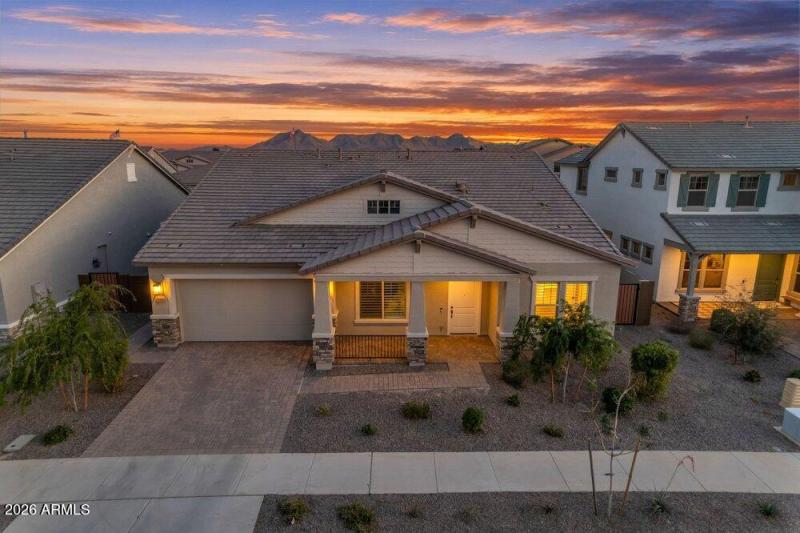 054_97-web-or-mls-530_a4m_tw_222