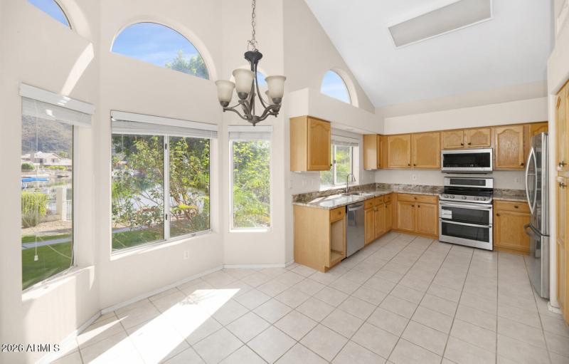 20387 N 53rd Ave-large-010-013-20387 N 5