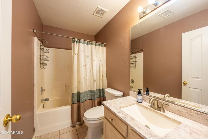 22Suprise 3bed 2bath 15551 N Lasso DR Wa